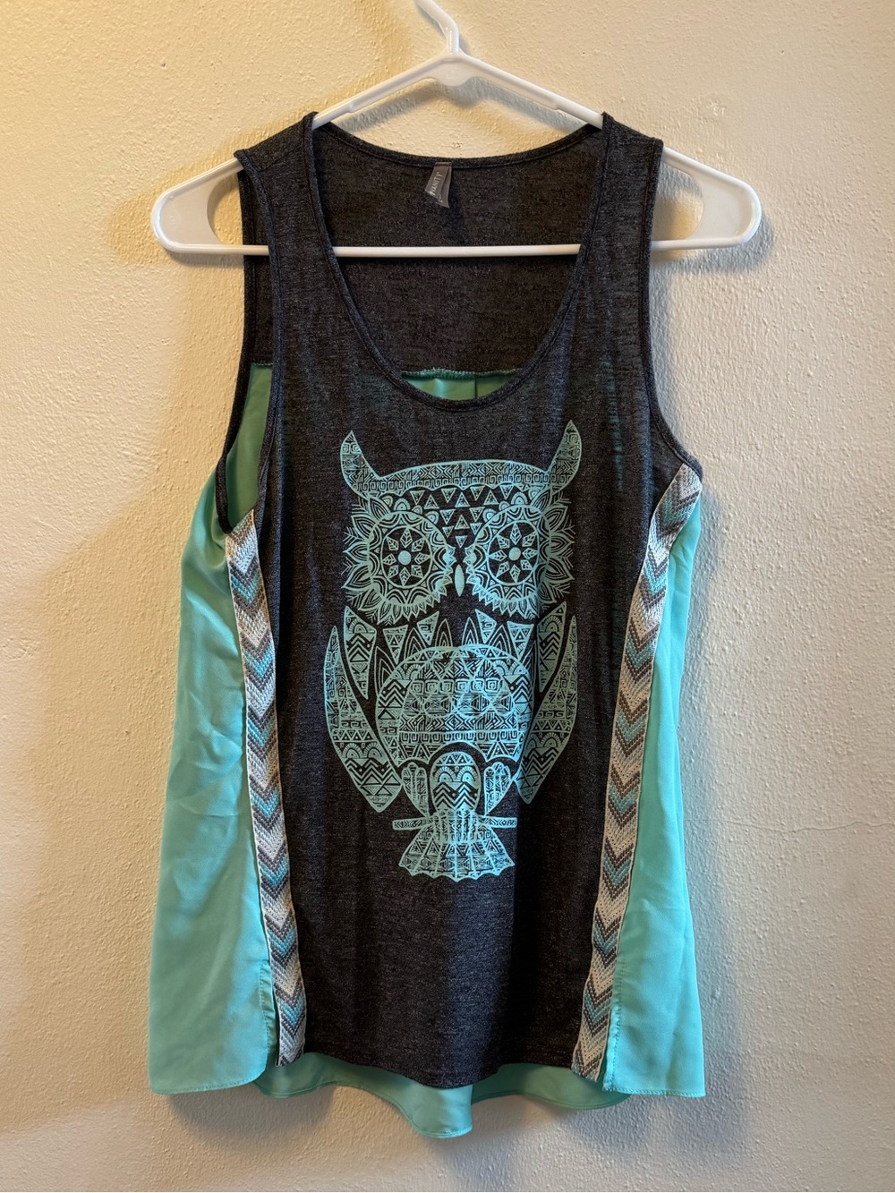 Vanity Tribal Owl Graphic Tank Top Charcoal Aqua Size M